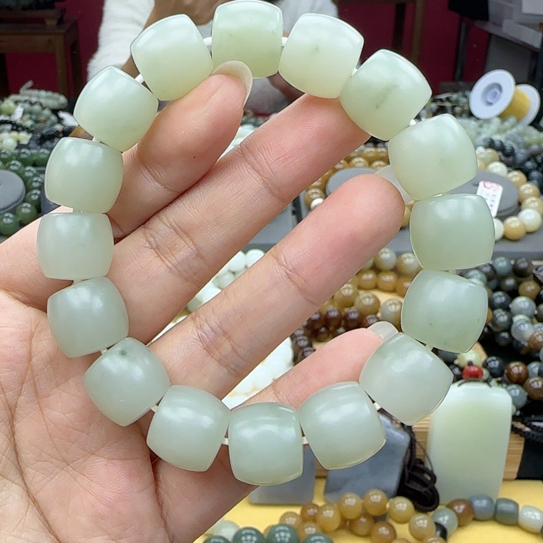 和田玉手链未镶嵌