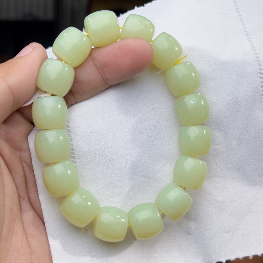 和田玉未镶嵌手串天然和田玉新疆若羌黄口料卡14直切