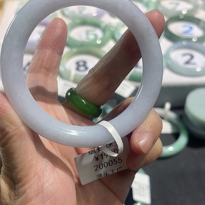 翡翠未镶嵌手镯纯天然缅甸翡翠手镯
