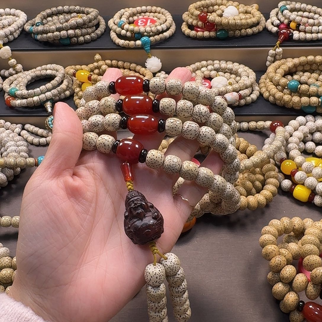 天***航星月菩提吊坠海南星月菩提原生态