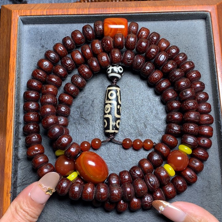 凤眼菩提吊坠菩提