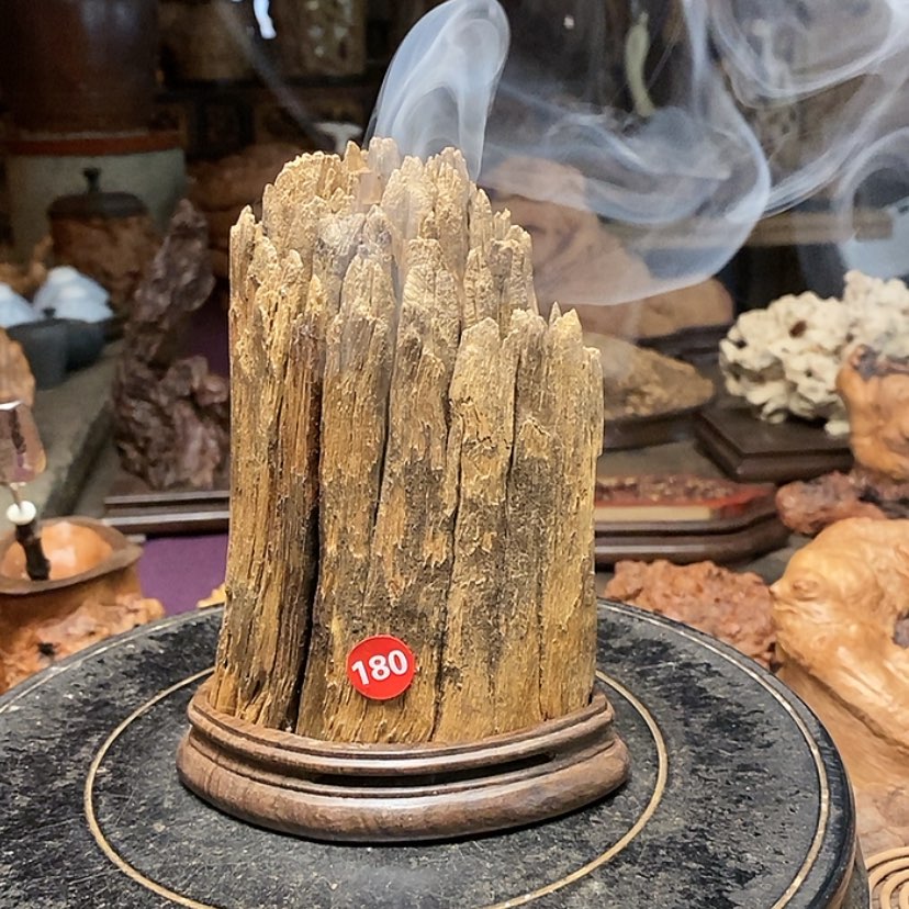 【闪购商品】180号风化荔枝木香炉工艺