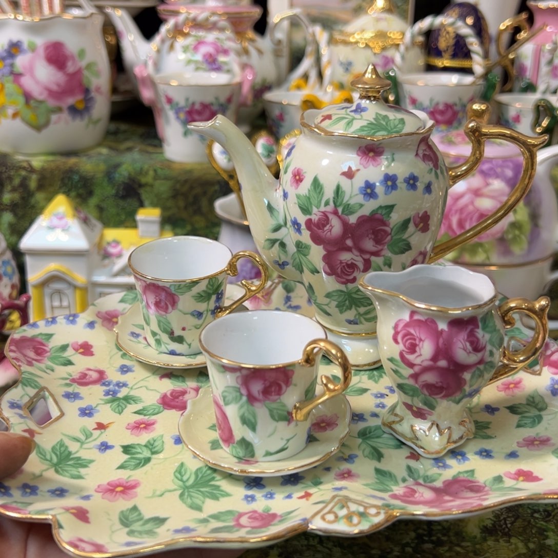 摆件鹿与海陶瓷家居用品有限公司