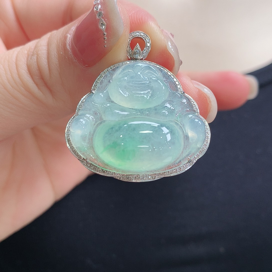 翡翠颈饰18K金镶嵌佛公