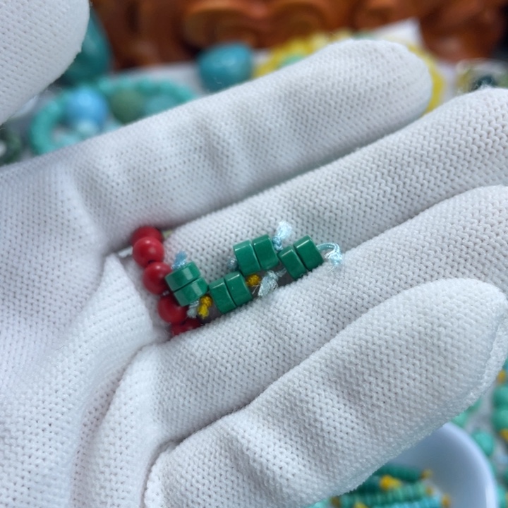 若***风南红玛瑙未镶嵌珠宝奇石绿松石