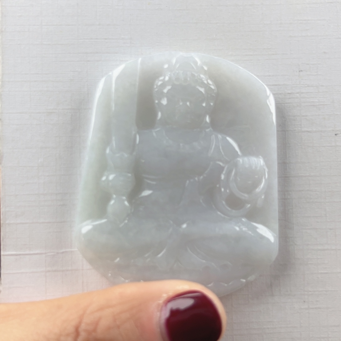 如***生翡翠未镶嵌颈饰不动明王