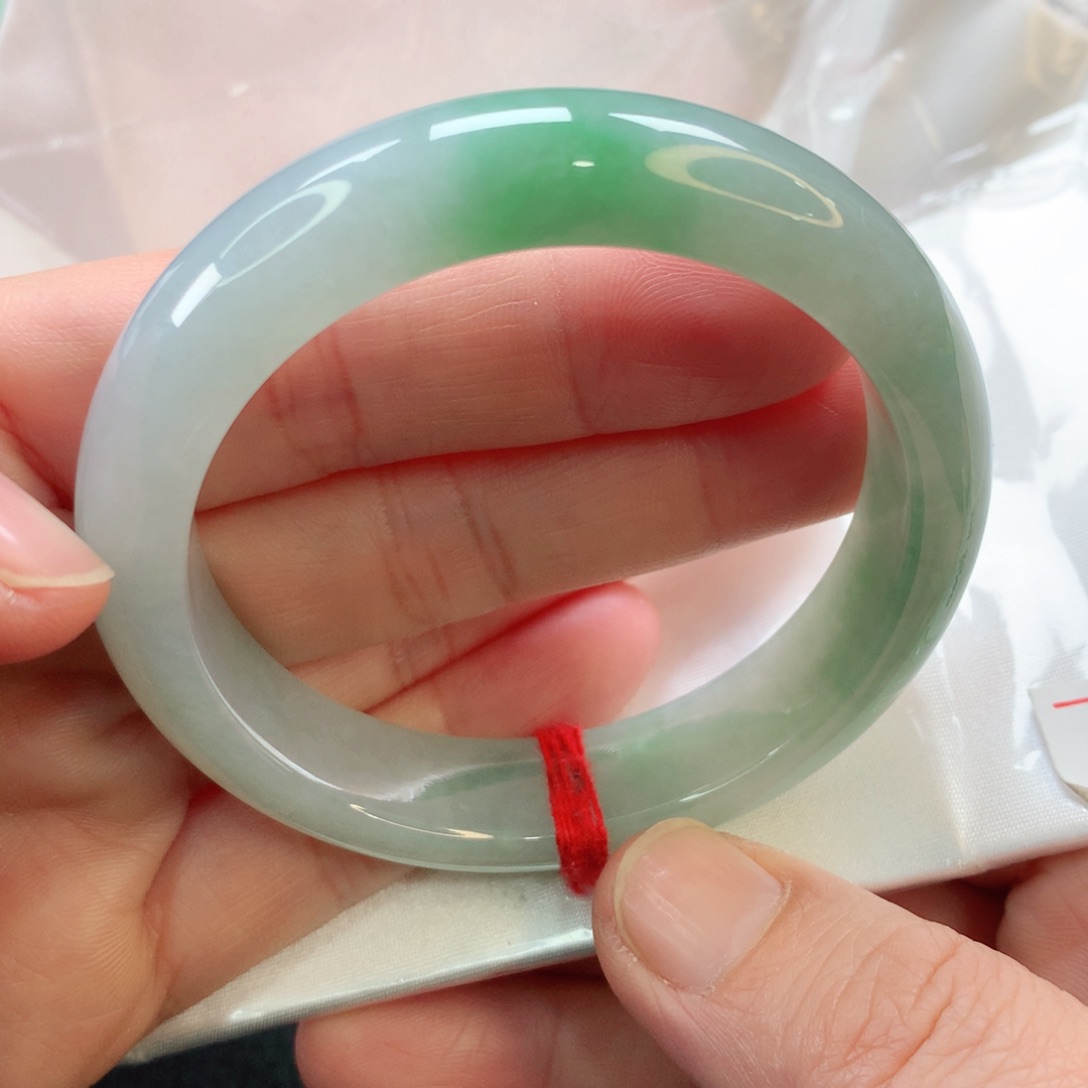 翡翠手镯未镶嵌53正