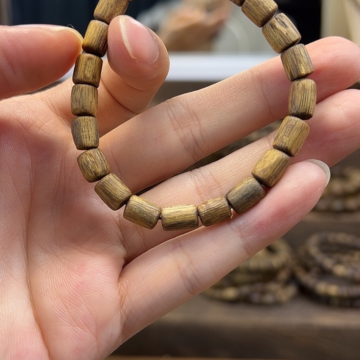 沉香沉香碎屑06桶珠单圈3克