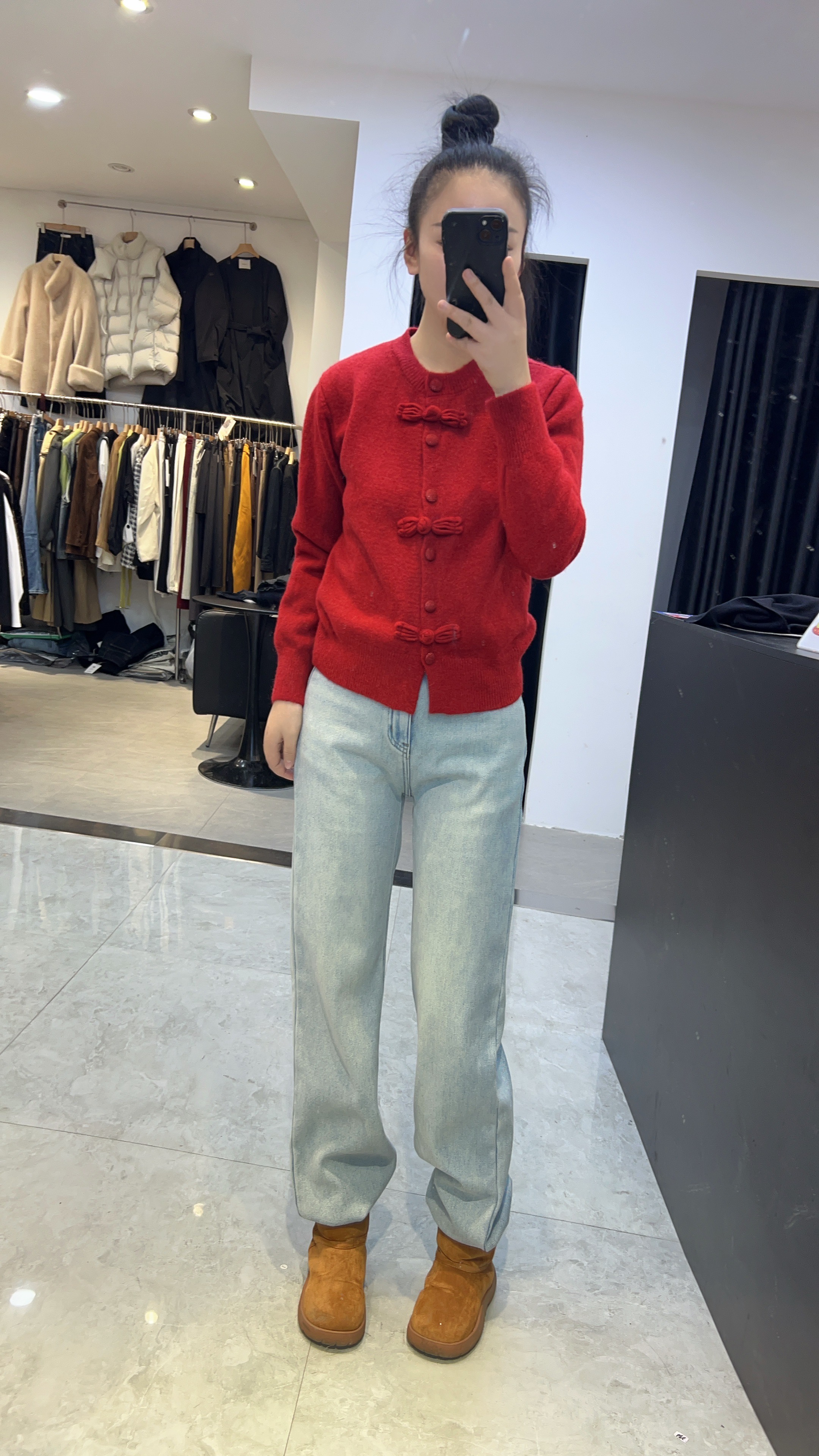 过年红国风盘扣毛衣