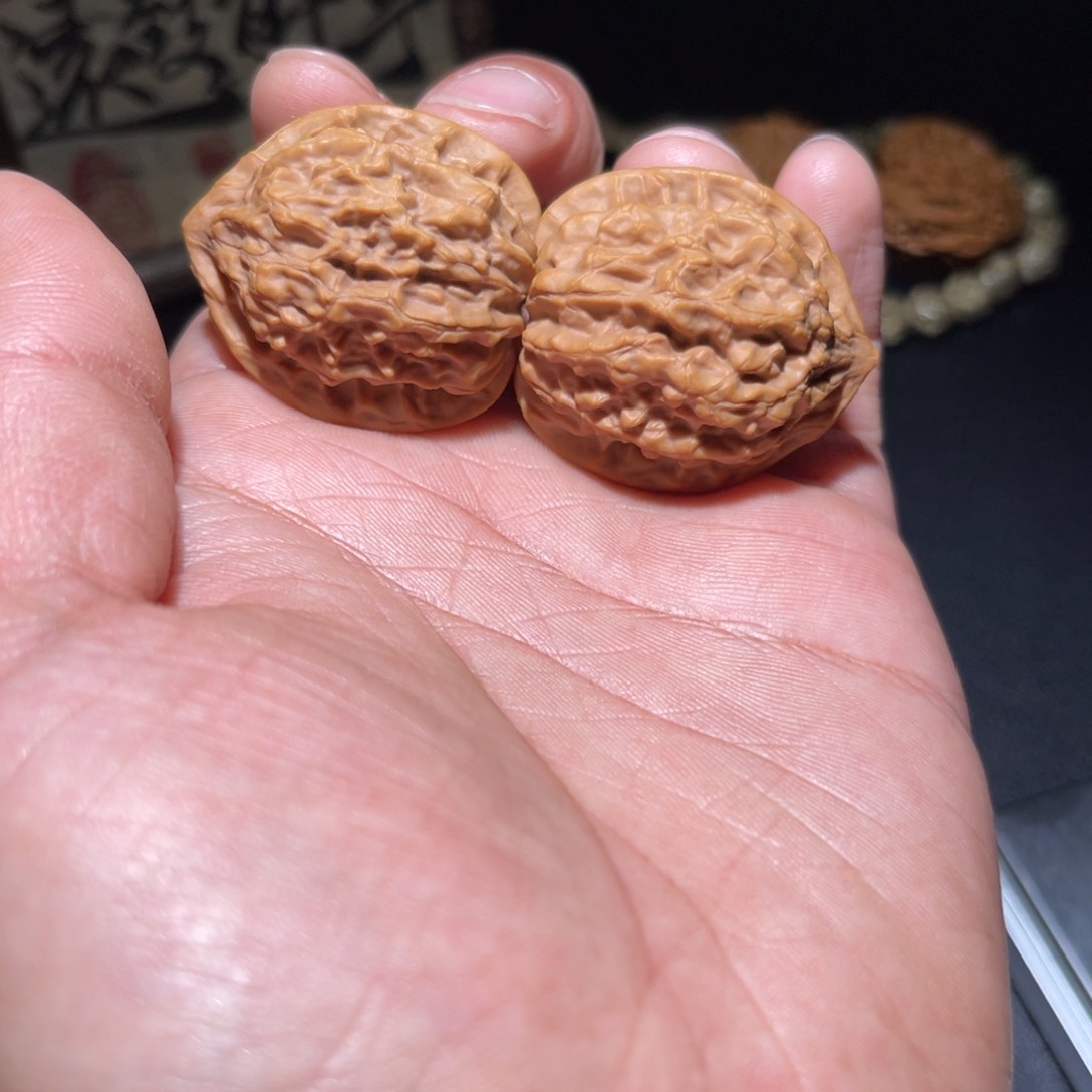 文玩核桃把件猪*戒府衙鸡心