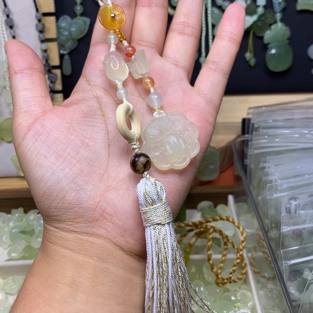 小***爽未镶嵌蛇纹石玉岫玉