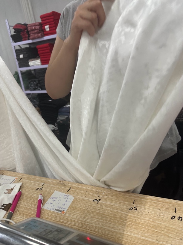 白色花绢真丝提花一米精品布头布料