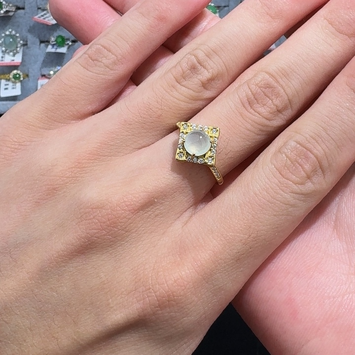 翡翠戒指银S925镶嵌jikkjj