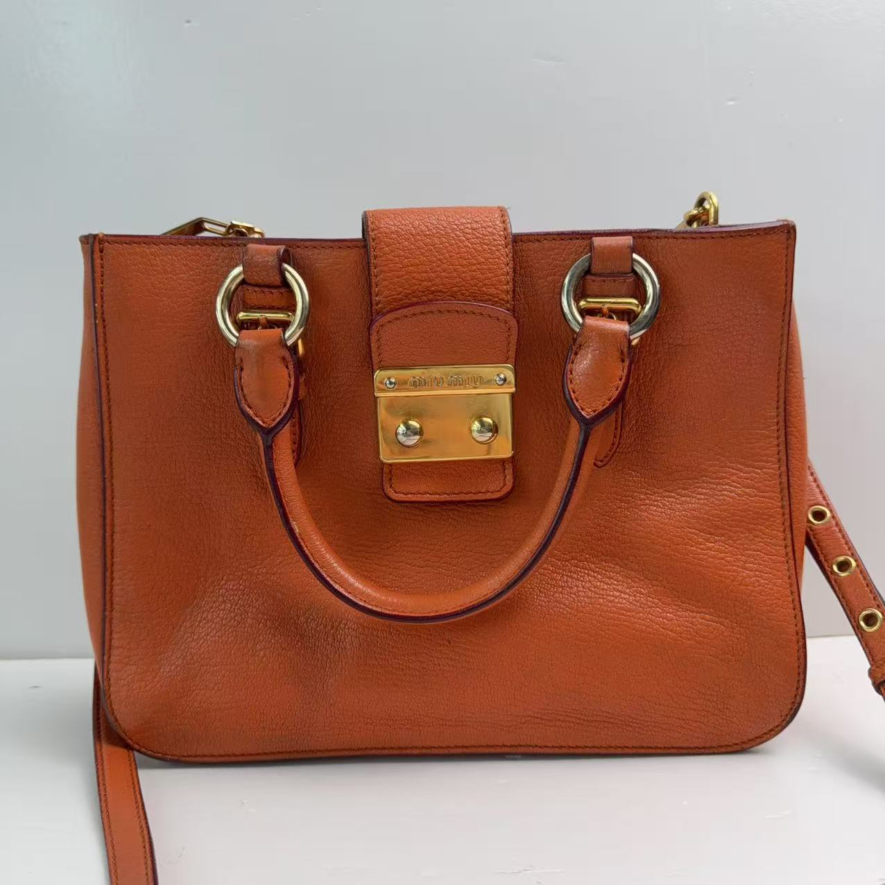 95新 MIU MIU/缪缪 缪缪橘色百搭单肩包