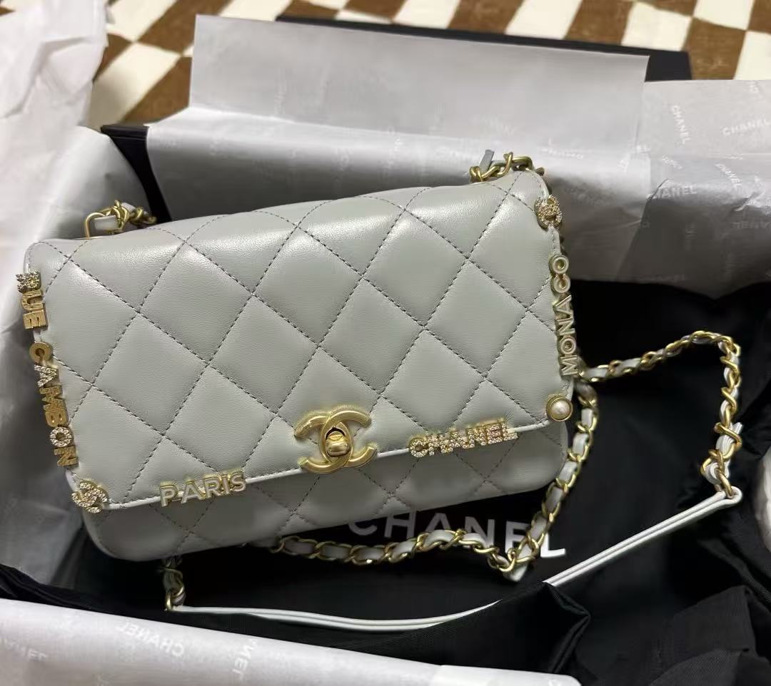 95新 Chanel/香奈儿 多多奢品/香奈儿23C灰色徽章口盖包/98新