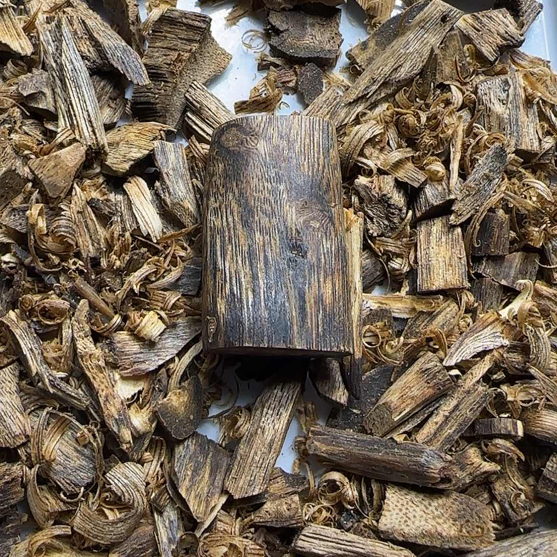 沉香沉香碎屑原汁原味