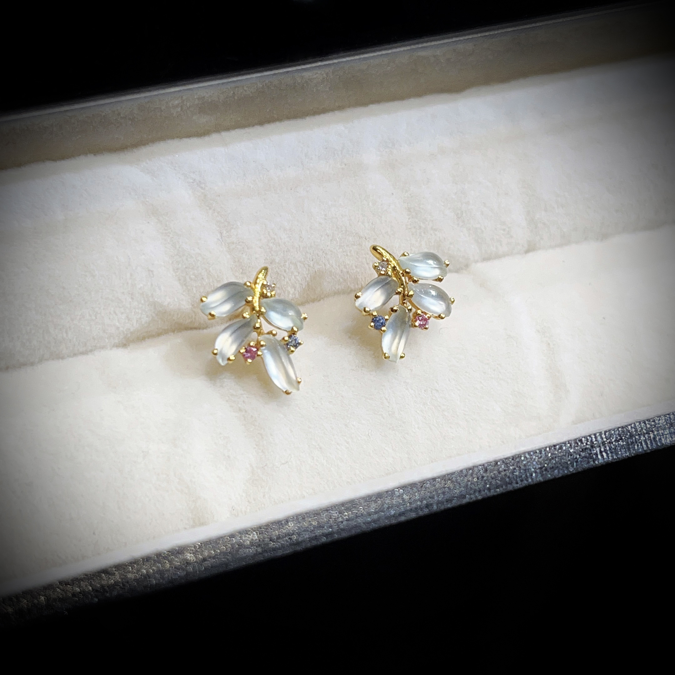 18k金镶天然A货翡翠玻璃种随形叶子耳钉 精致高级百搭