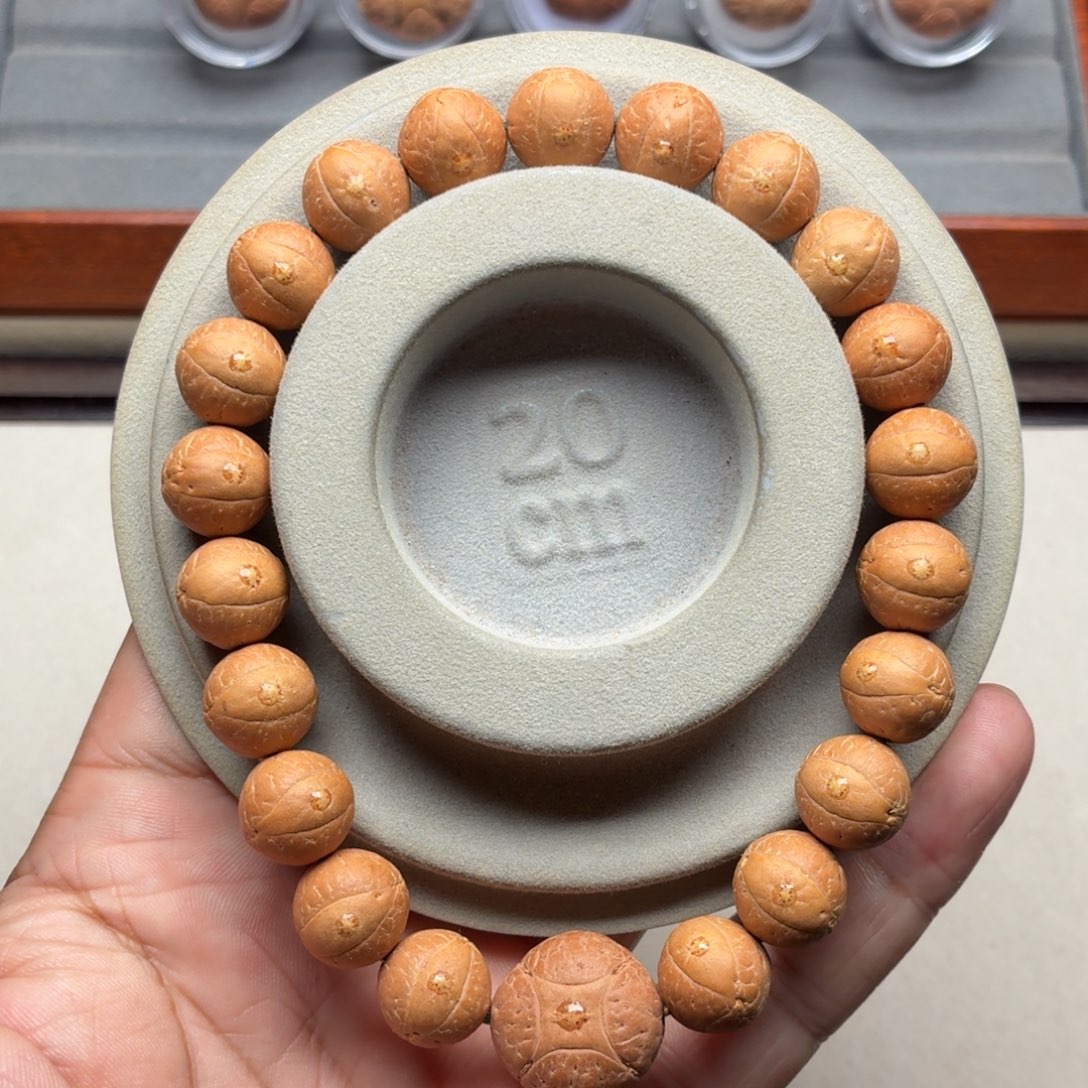 吊坠凤眼菩提12尺寸铁子厚皮壳