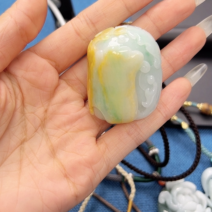 颈饰未镶嵌翡翠天然翡翠未镶嵌