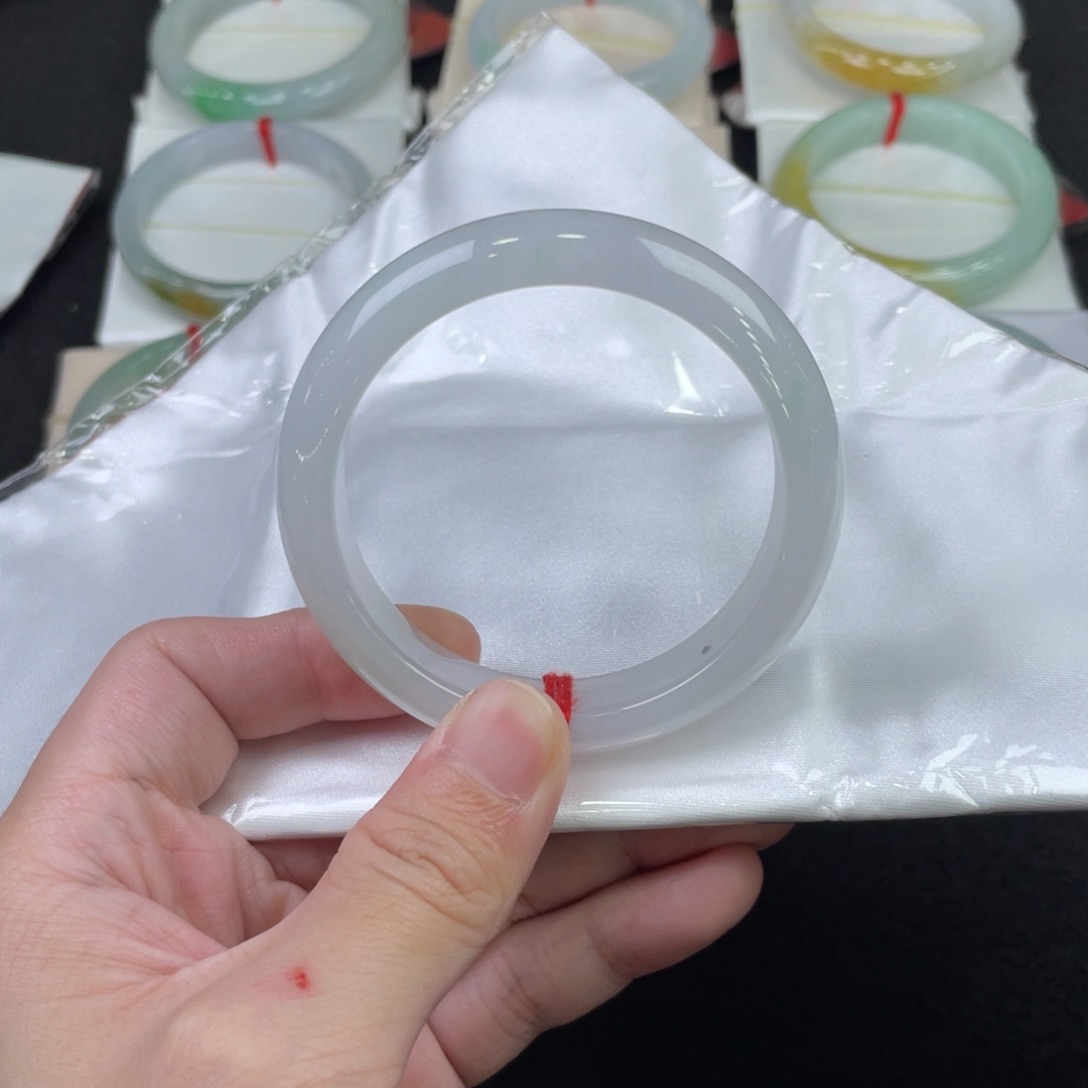 翡翠手镯未镶嵌54正圈