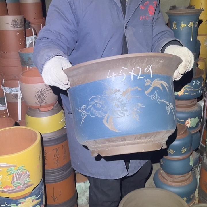 紫砂紫砂花盆和小