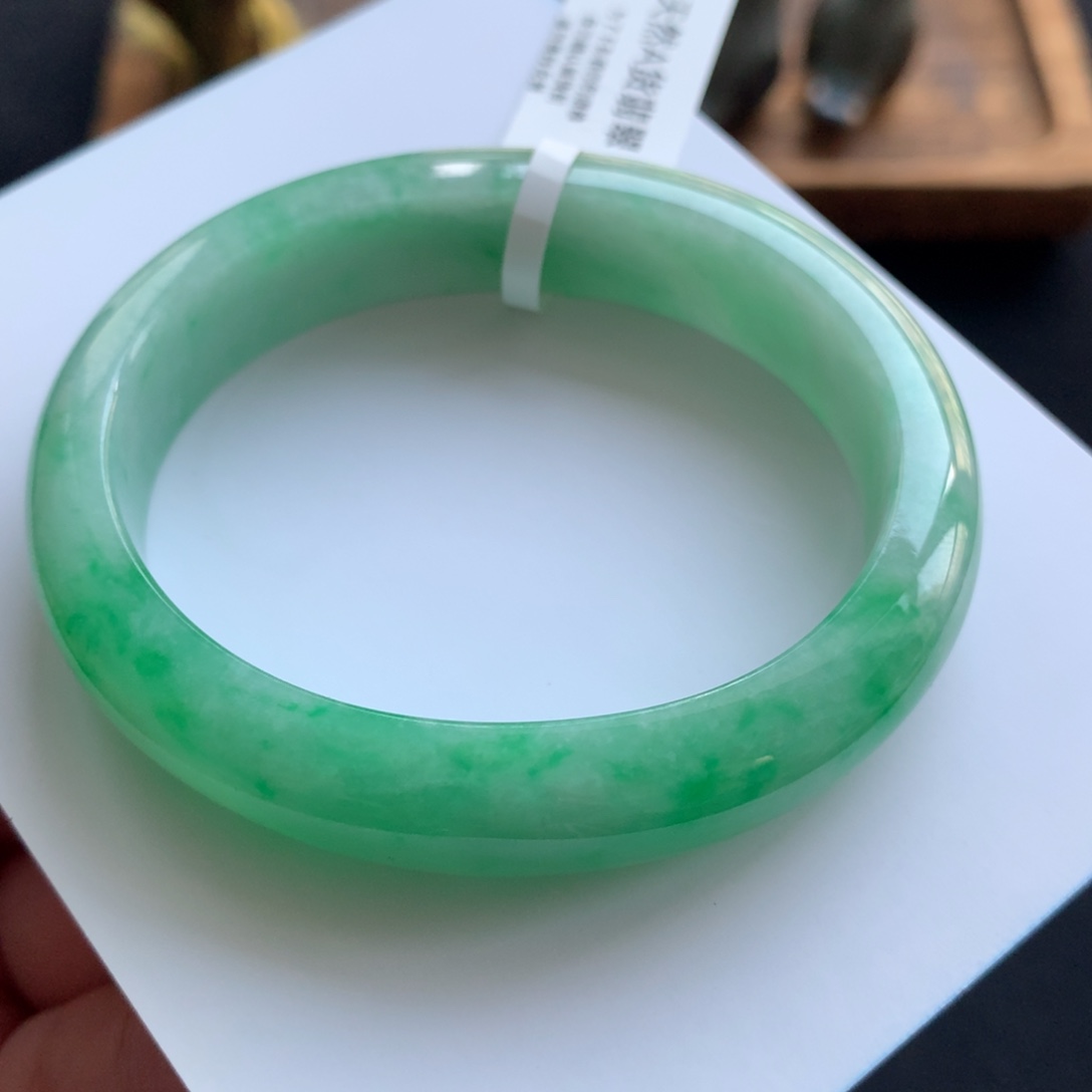 翡翠未镶嵌手镯9号