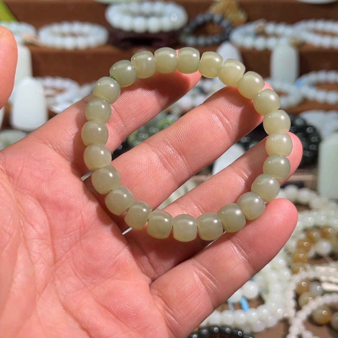 和田玉（糖玉）未镶嵌手链