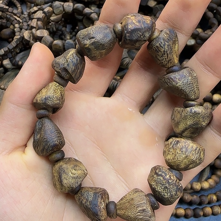 手串沉香沉水浮大树丁单圈21克加