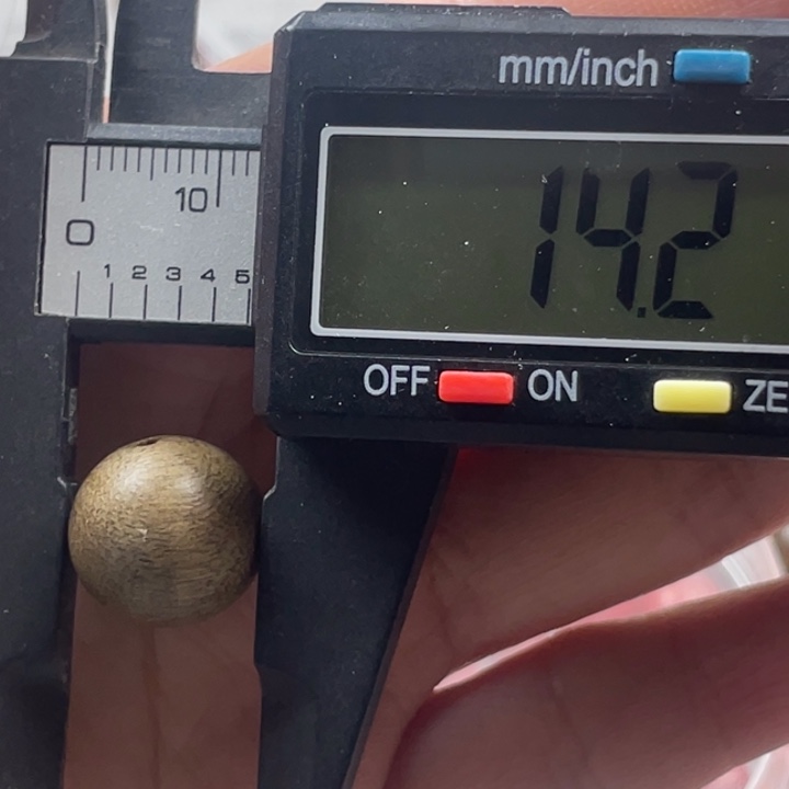 水晶珠宝半成品未镶嵌原木沉香14mm圆珠