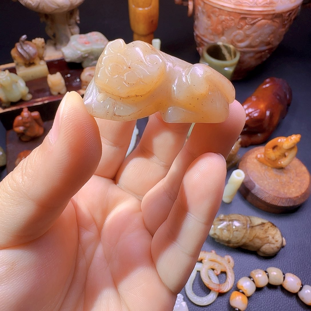 未镶嵌和田玉挂件