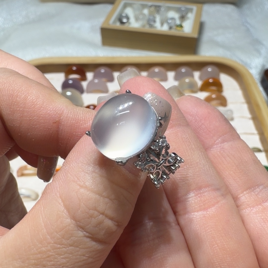 二***y玛瑙/玉髓未镶嵌戒指