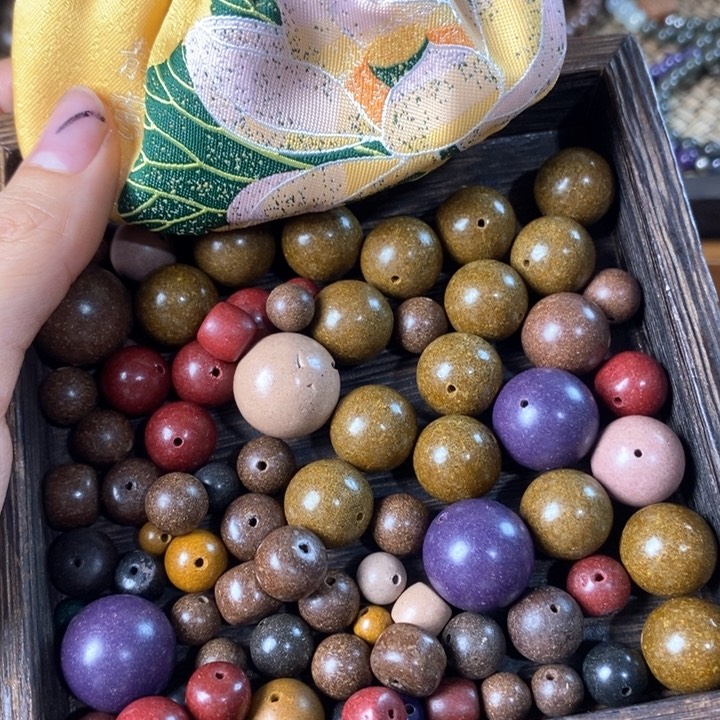 泥塑合香珠混合装多宝瑕疵珠香包约50克