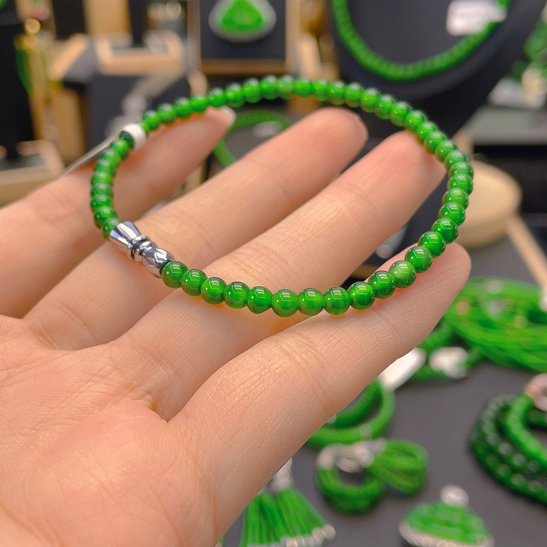 翡翠手链未镶嵌卡4