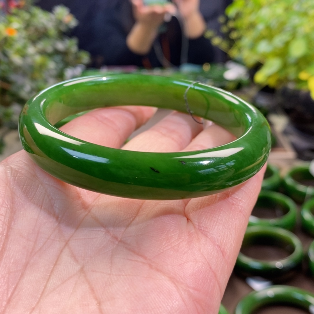 和田玉（碧玉）手镯未镶嵌