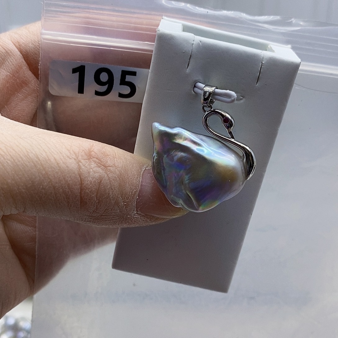 颈饰合金淡水珍珠