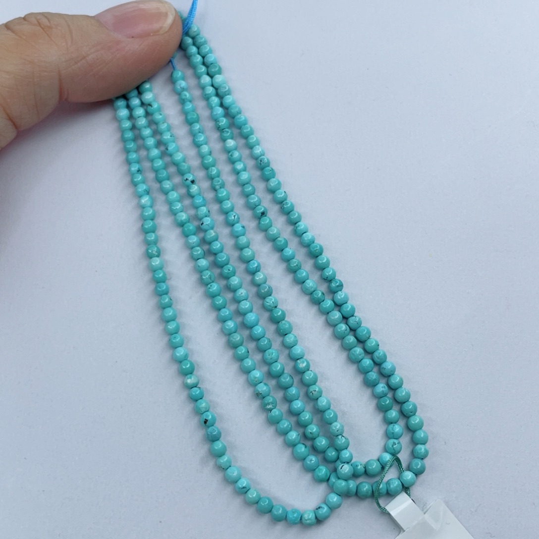 绿松石颈饰未镶嵌