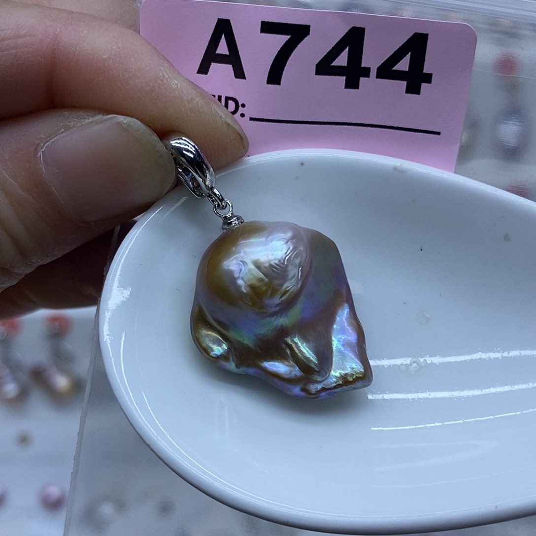 淡水珍珠颈饰未镶嵌