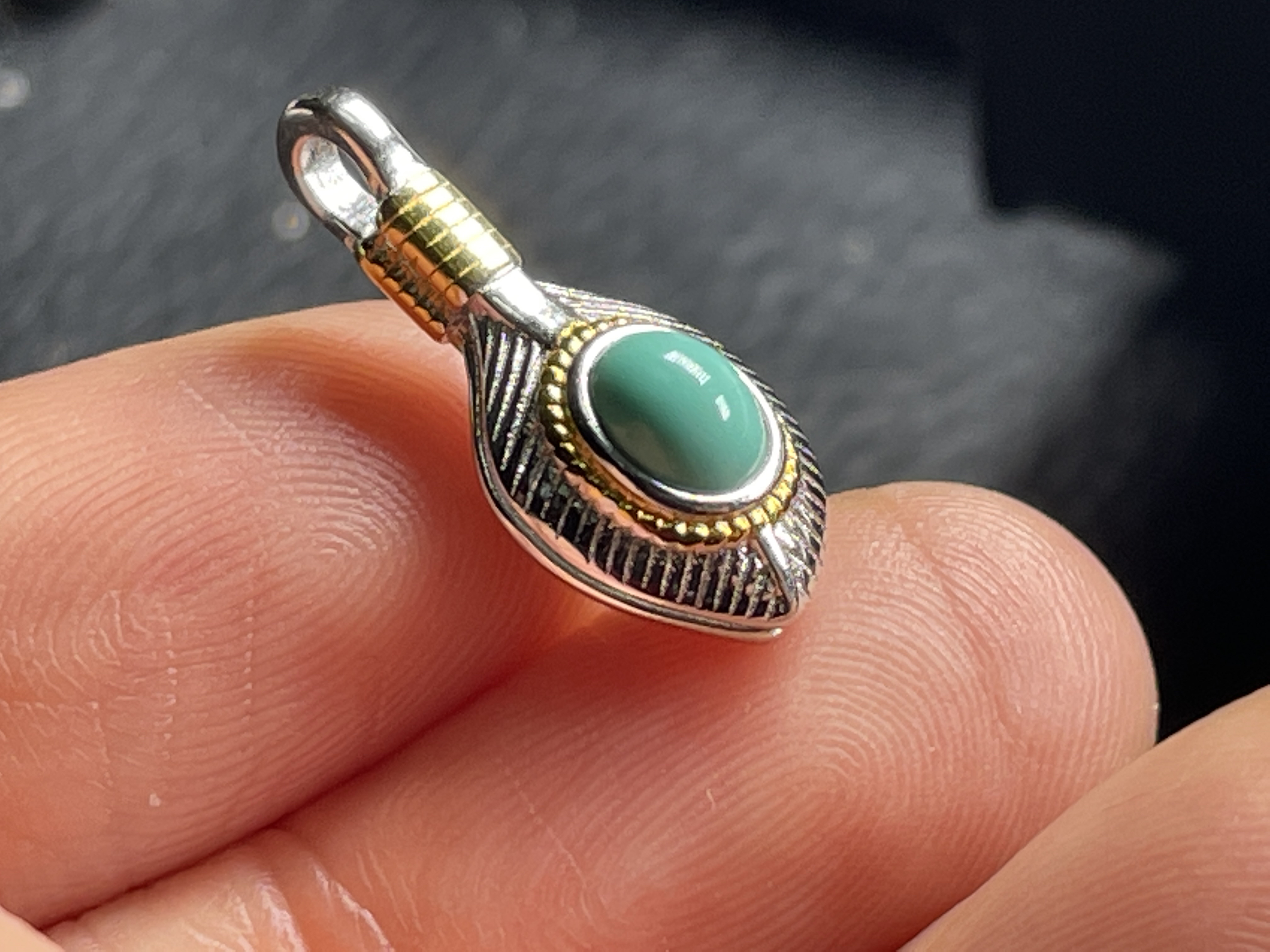 湖北原矿绿松石镶嵌卡子