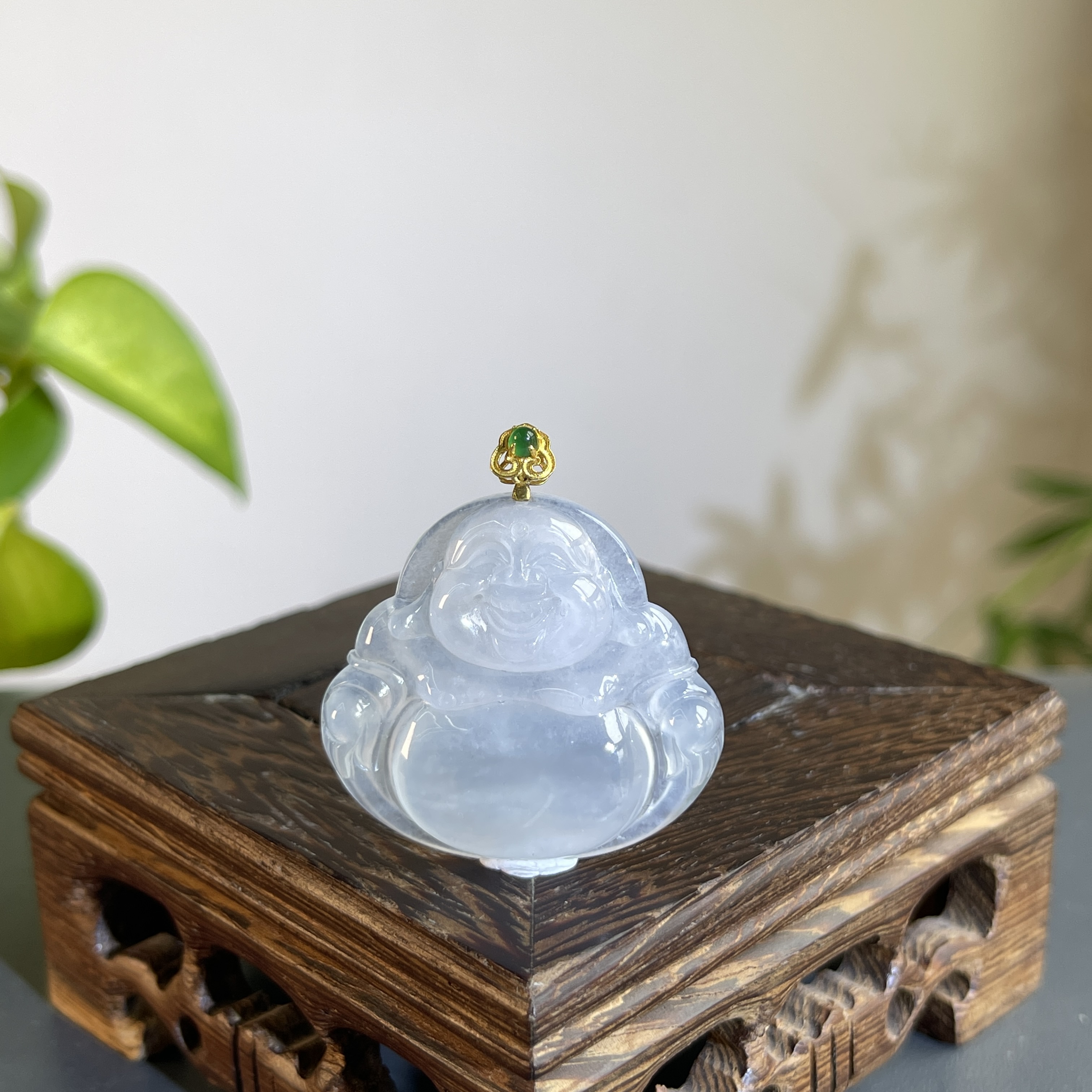 JXB19-136  天然缅甸A货翡翠 18K金扣佛公