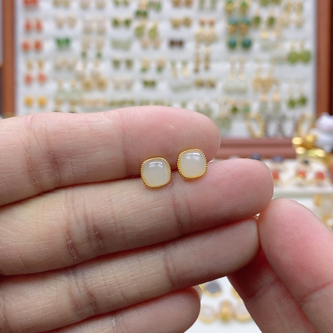 和田玉银S925镶嵌耳饰