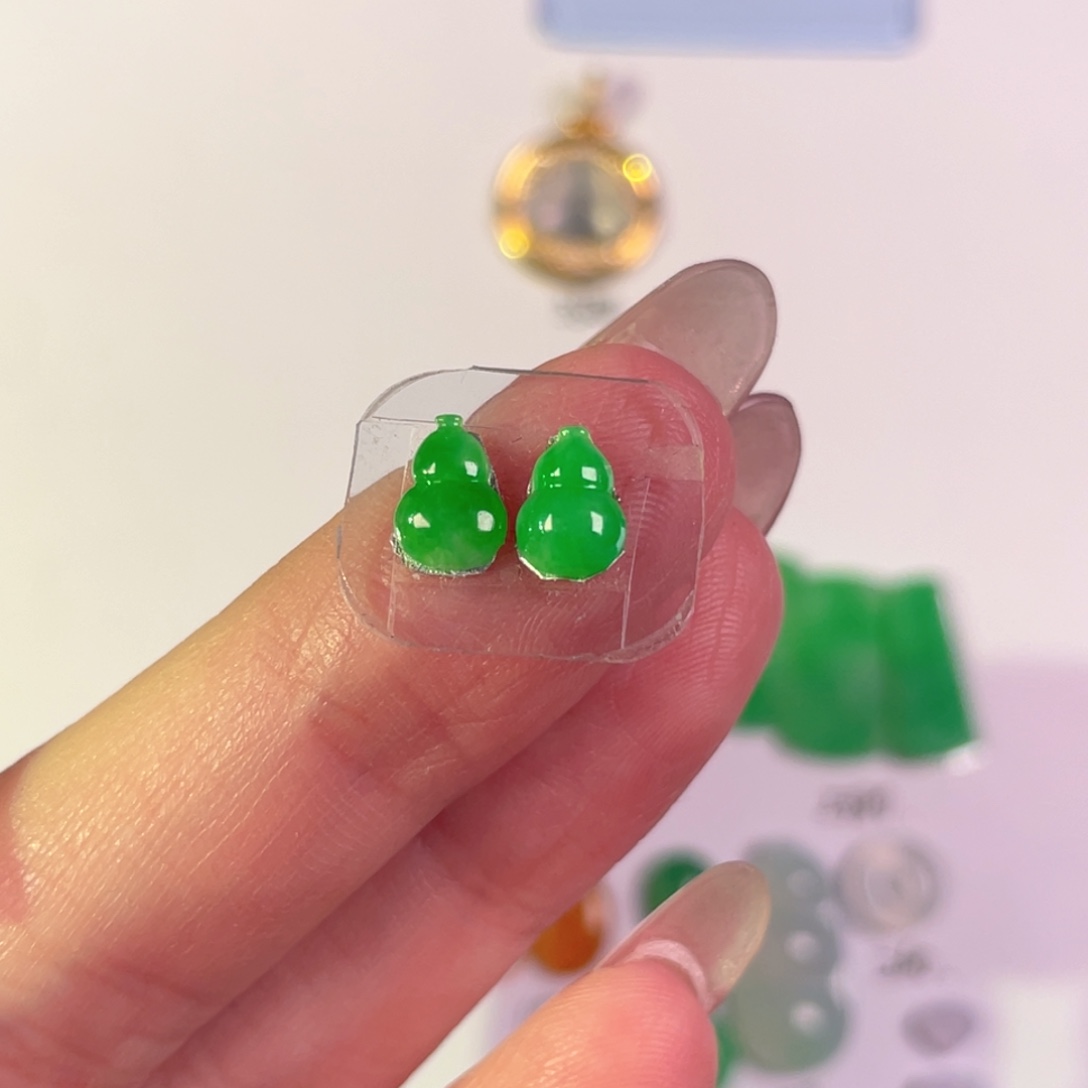 翡翠未镶嵌颈饰裸石