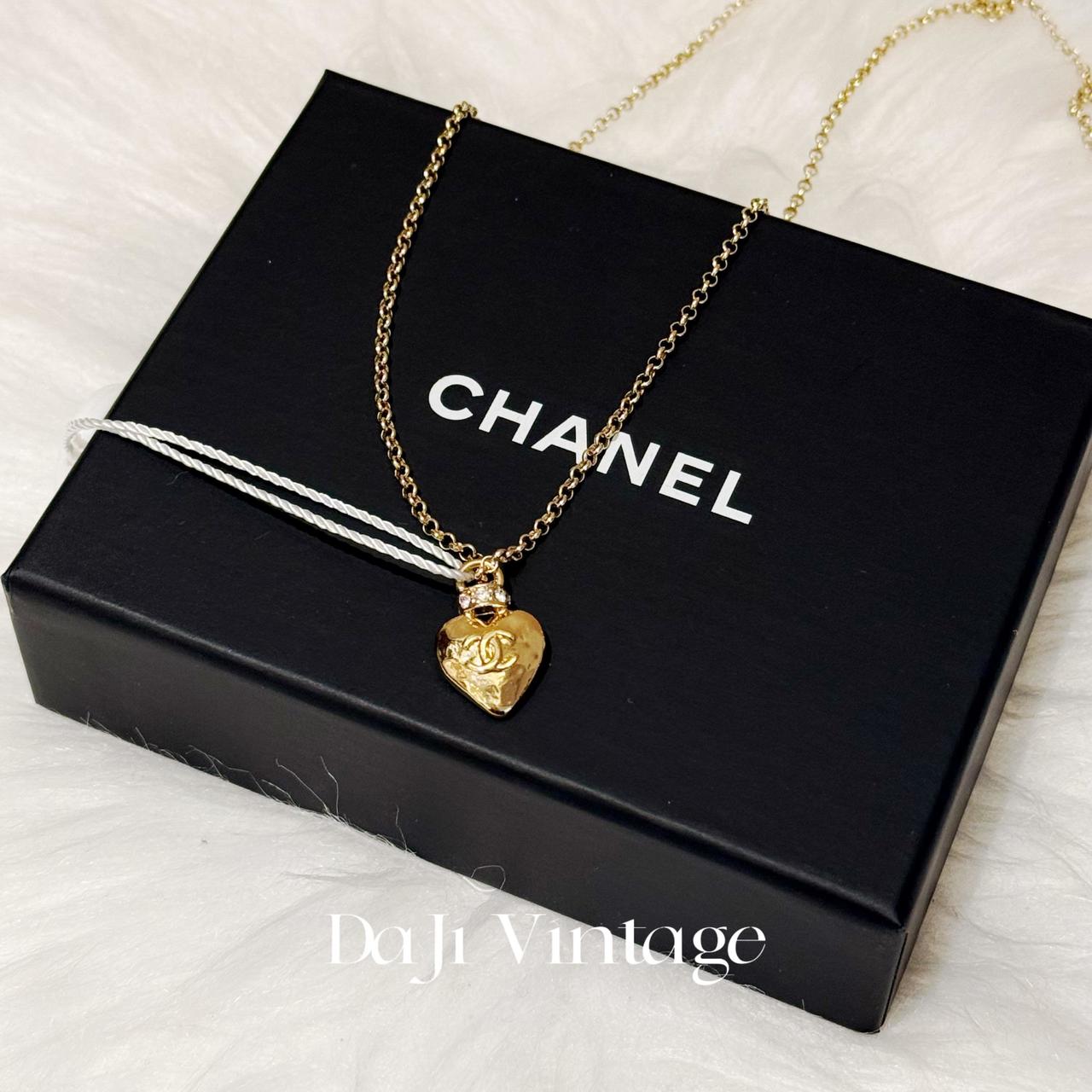 大吉中古/Chanel香奈儿金色爱心镶钻吊坠项链