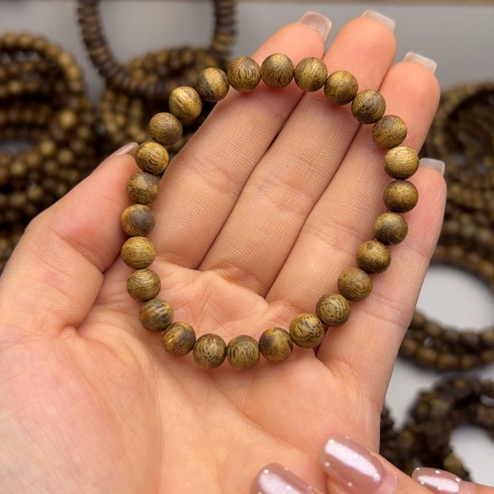 沉香沉香碎屑种植奇楠卡07，3.2克