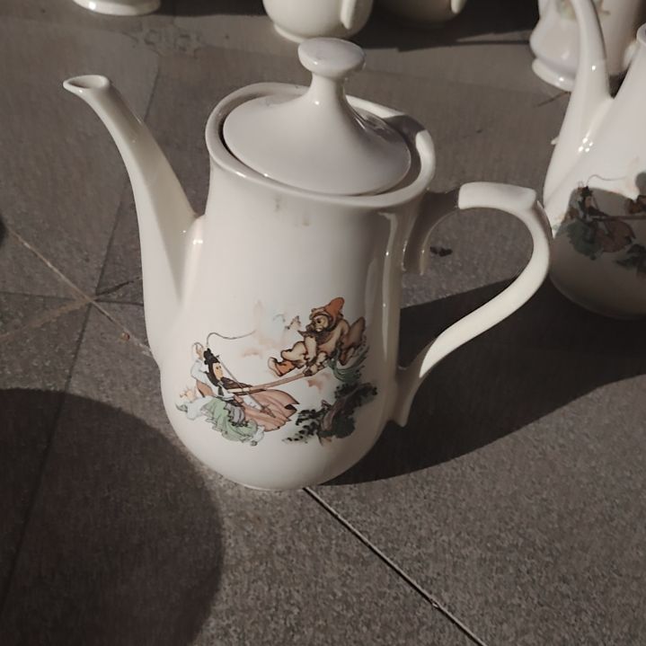 碗陶瓷盘子碗啥都有