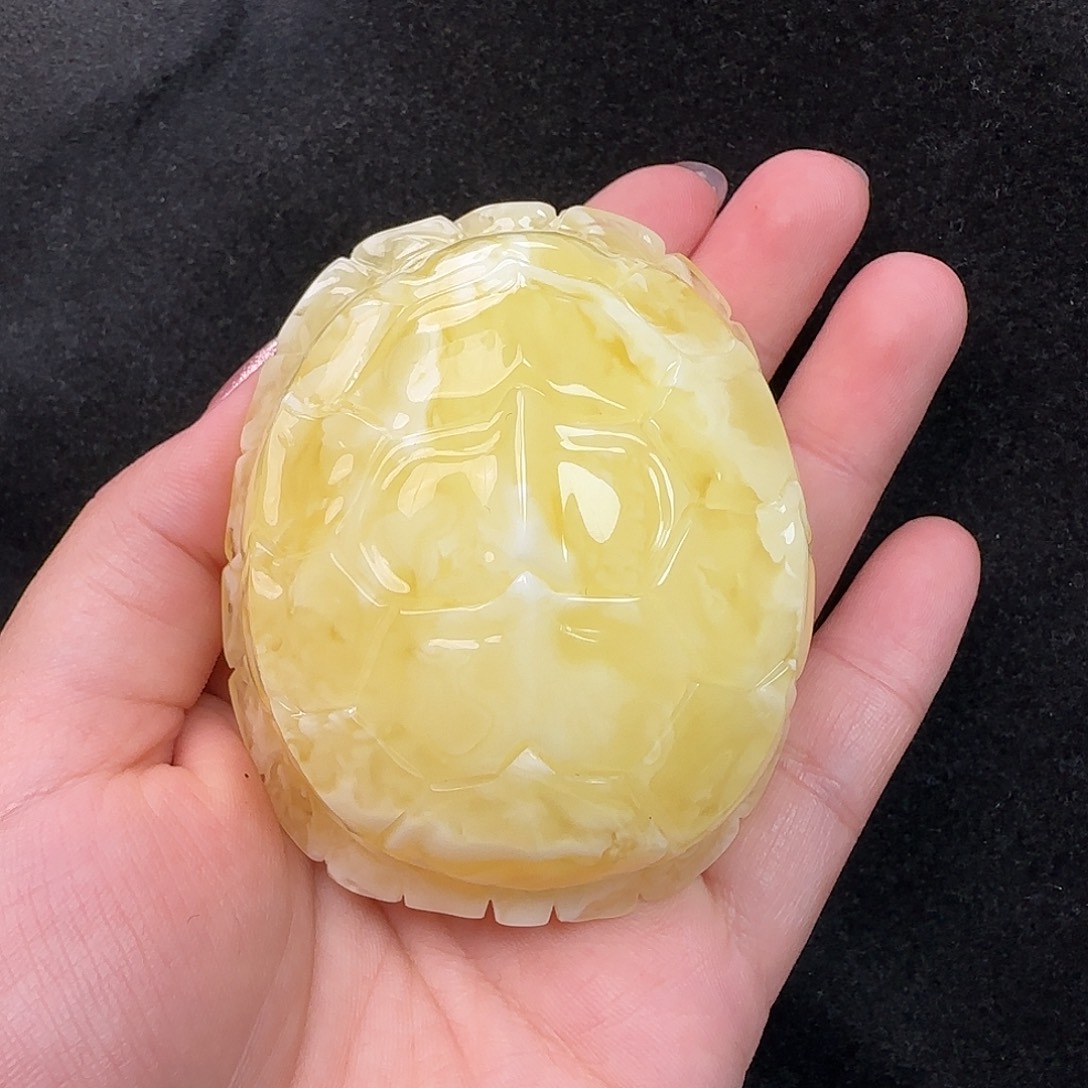 蜜蜡未镶嵌珠宝奇石