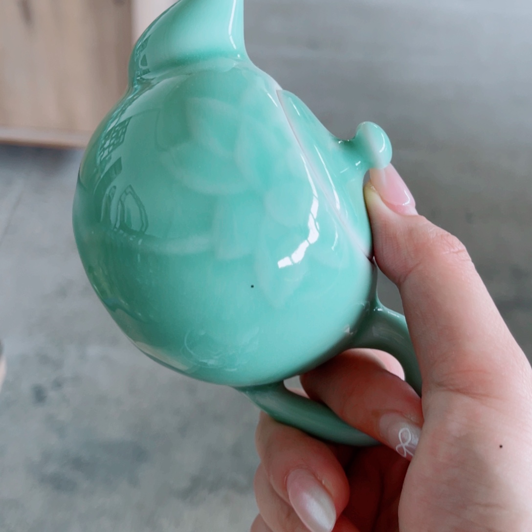 青瓷哈哈哈哈哈哈哈哈