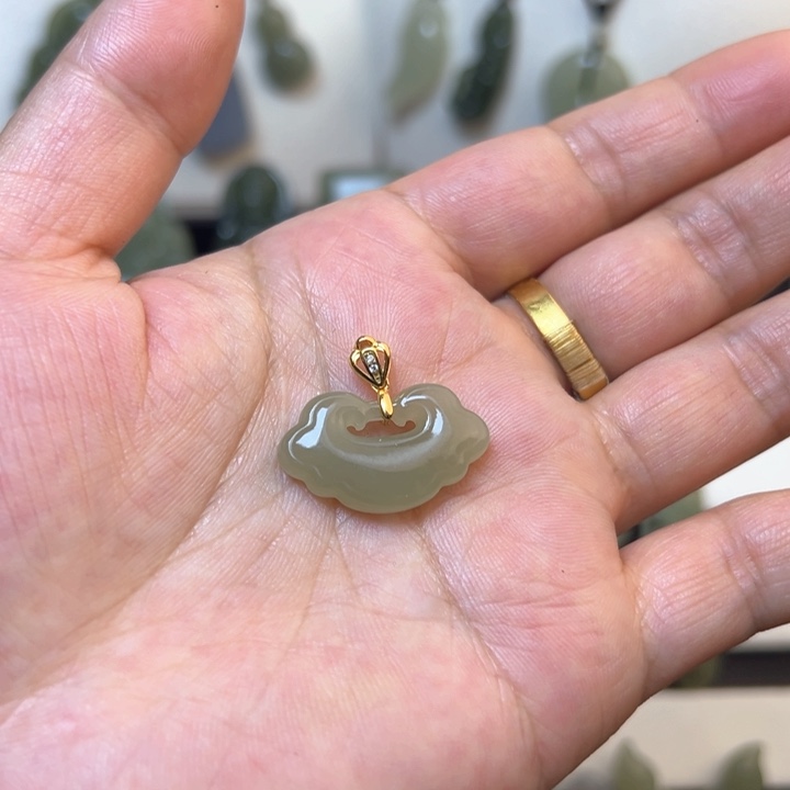 和田玉吊坠(不含链)未镶嵌666