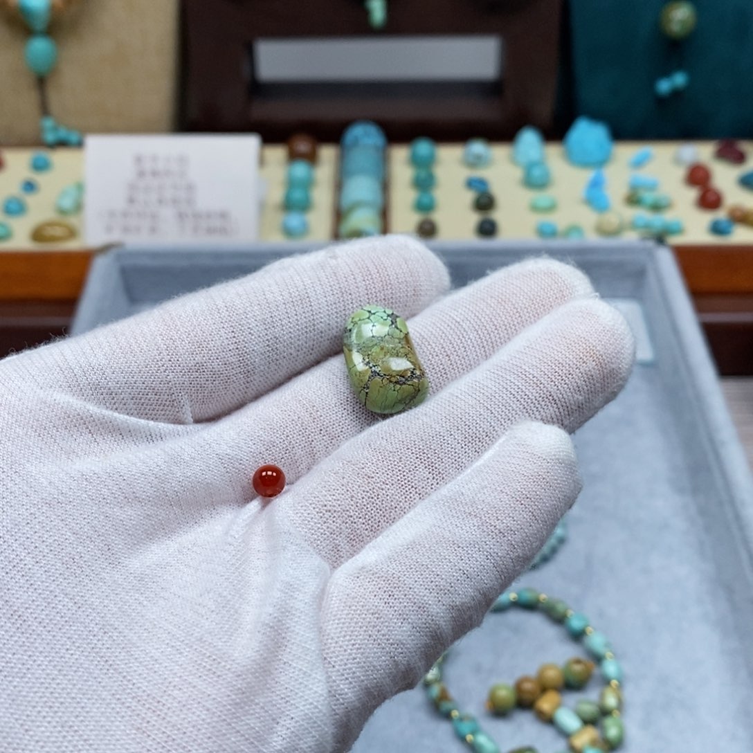 未镶嵌配饰南红玛瑙