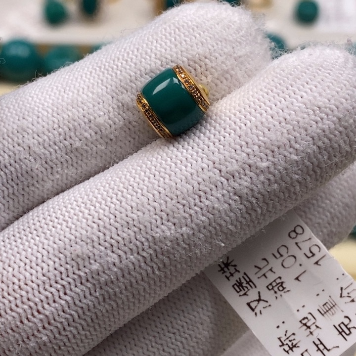 绿松石珠宝奇石18K金镶嵌猪*爸