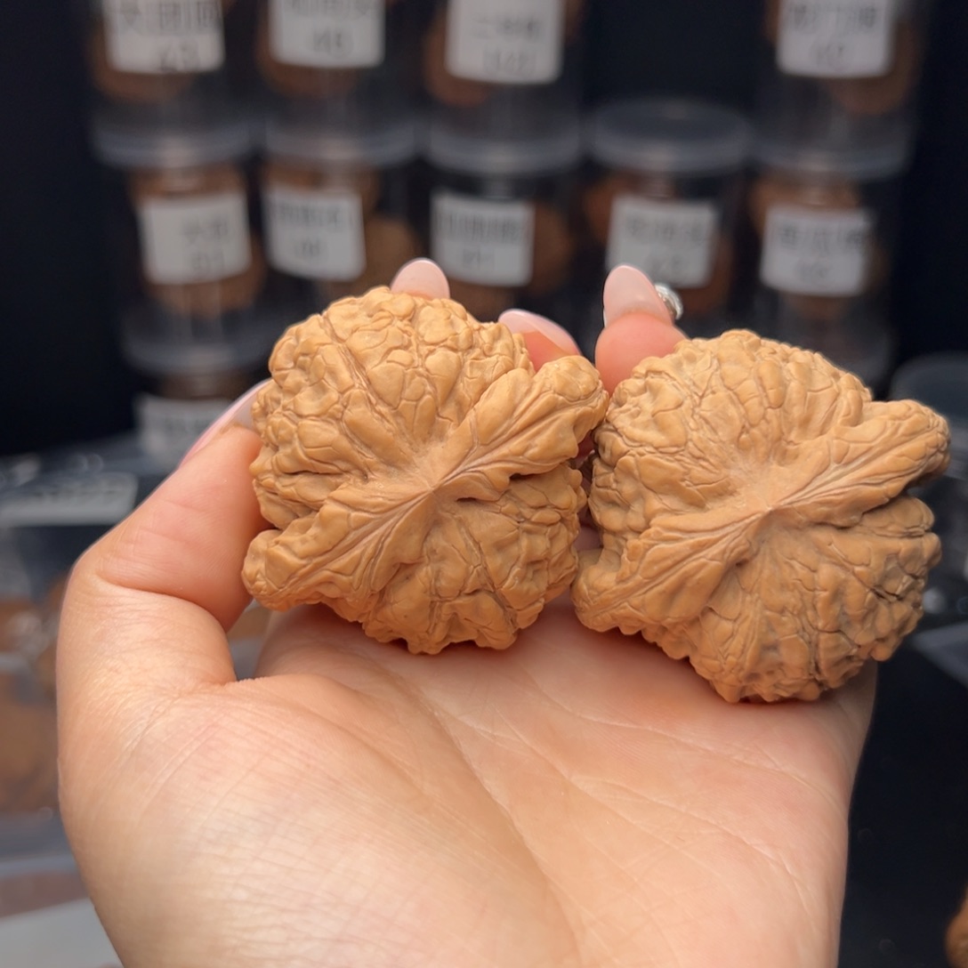 文玩核桃吊坠用****3龙鼎